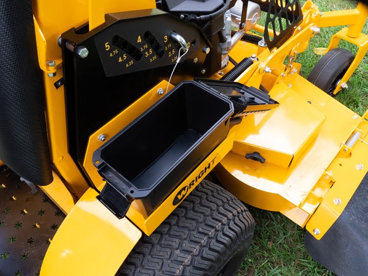 WRIGHT Stander-B-9-Cox-Mowers